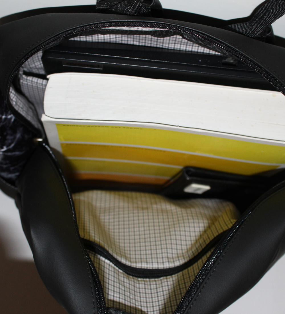 תיק גב וייז הדפס תנין ושחור