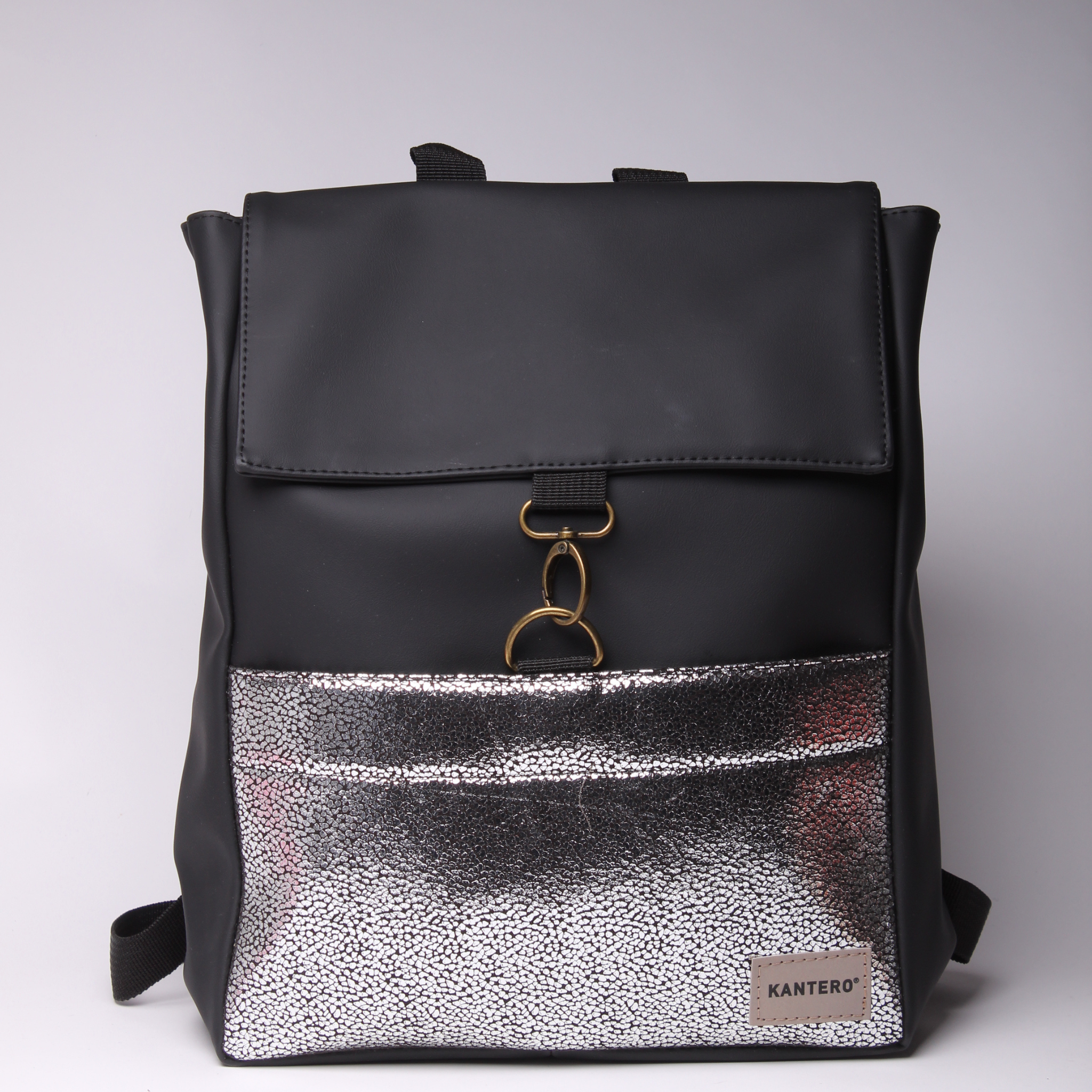 תיק גב אקספרט- נצנצים כסוף כהה ושחור