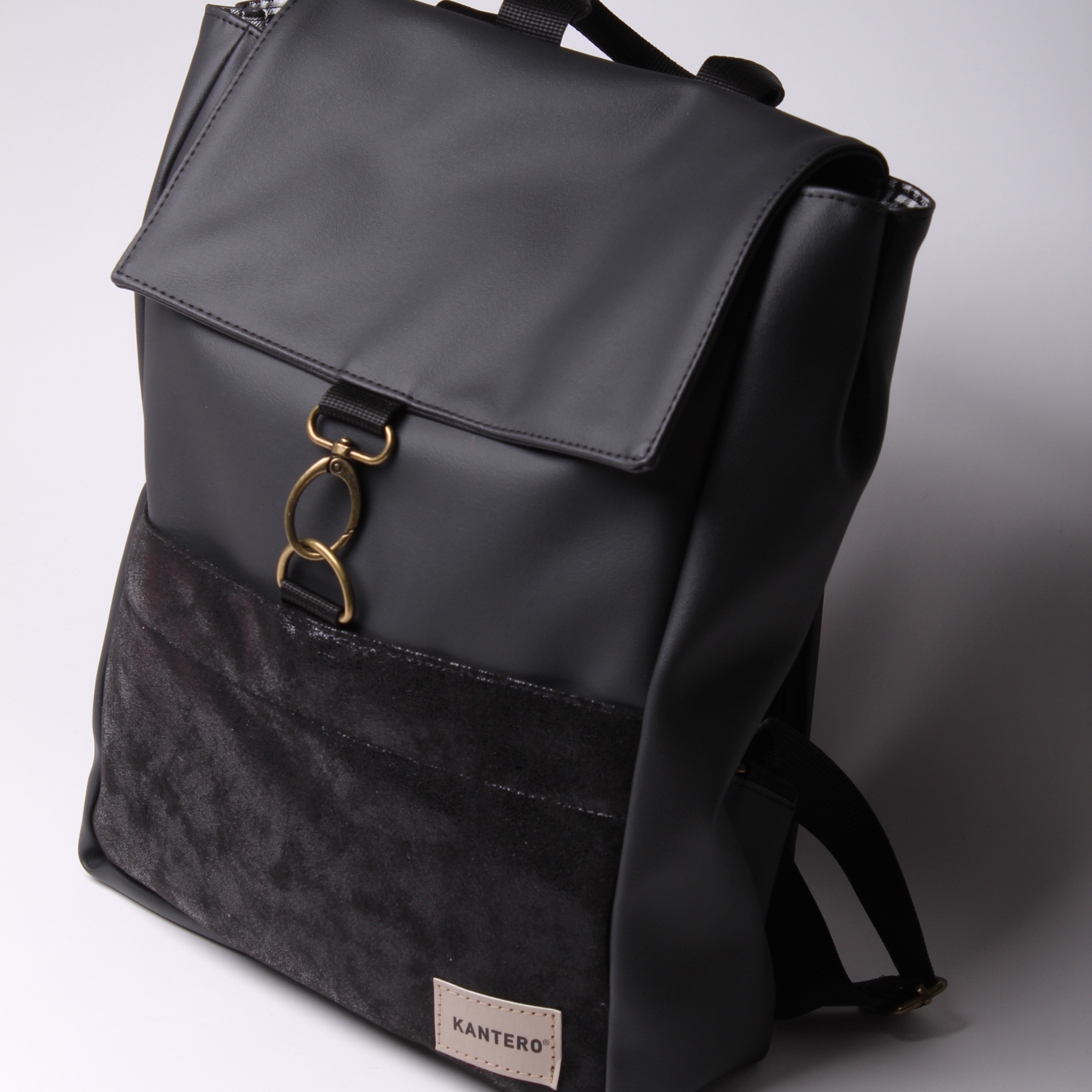 תיק גב אקספרט- שחור נצנצים ושחור