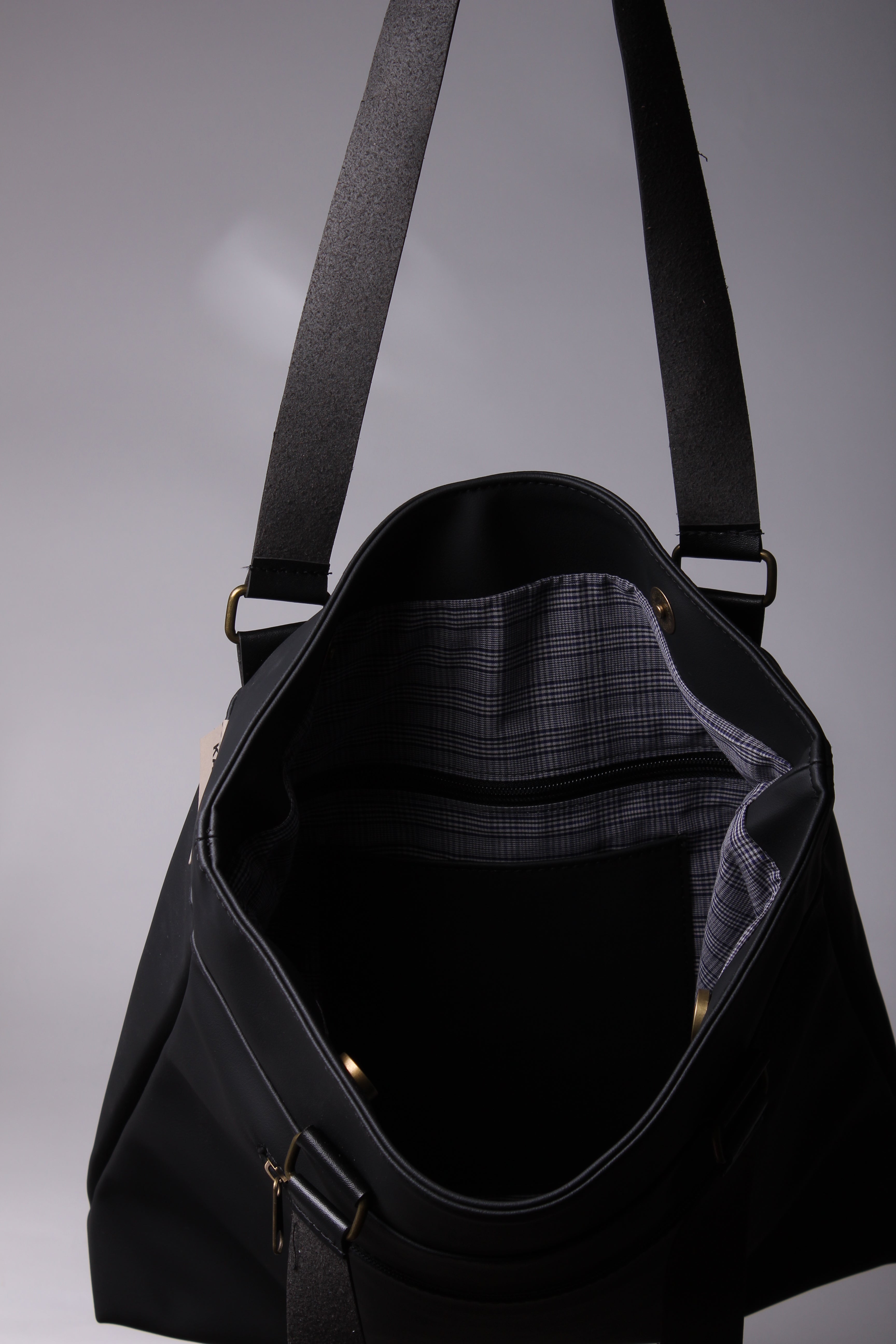 תיק כתף חום כהה