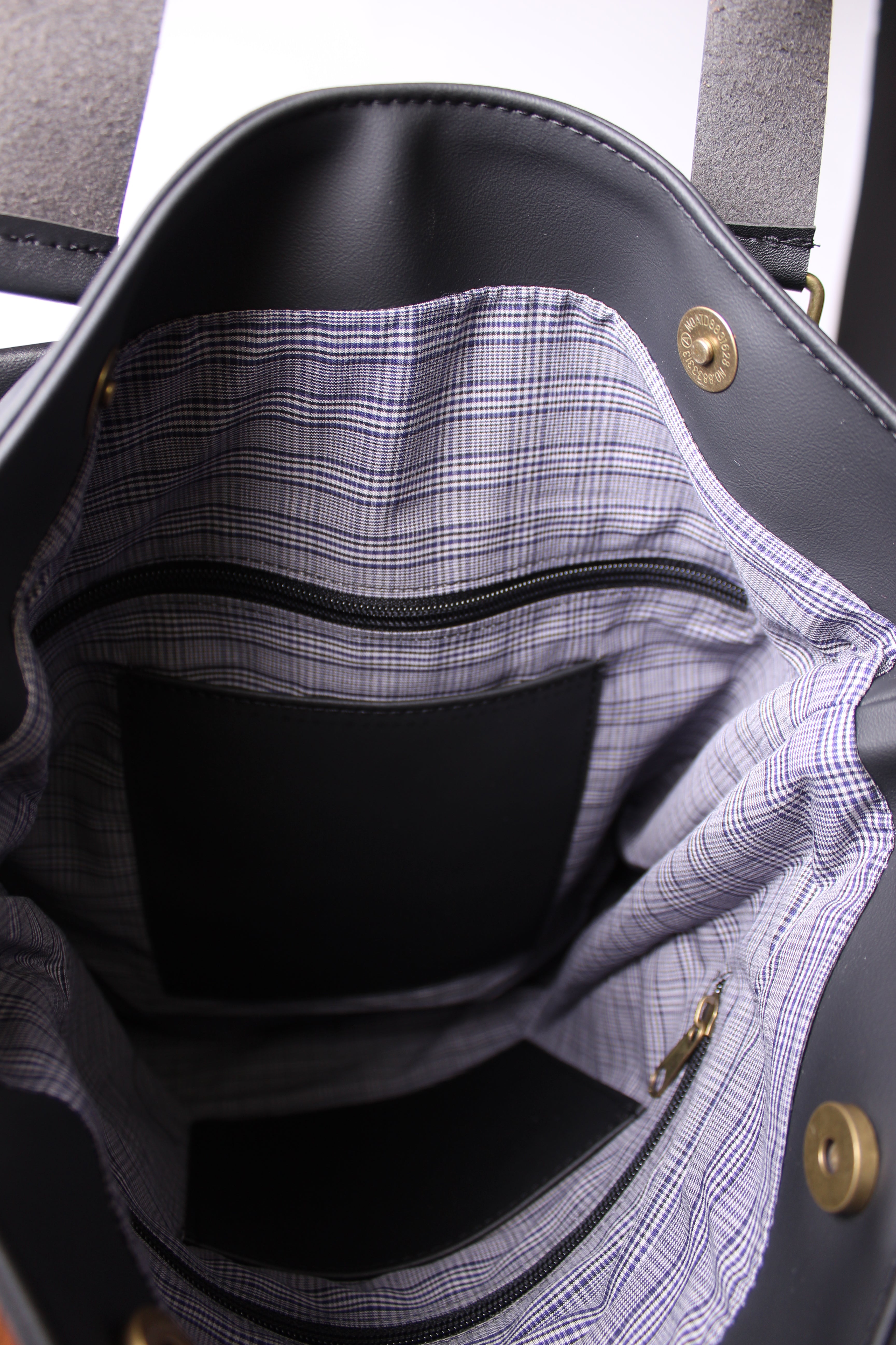 תיק כתף חום כהה