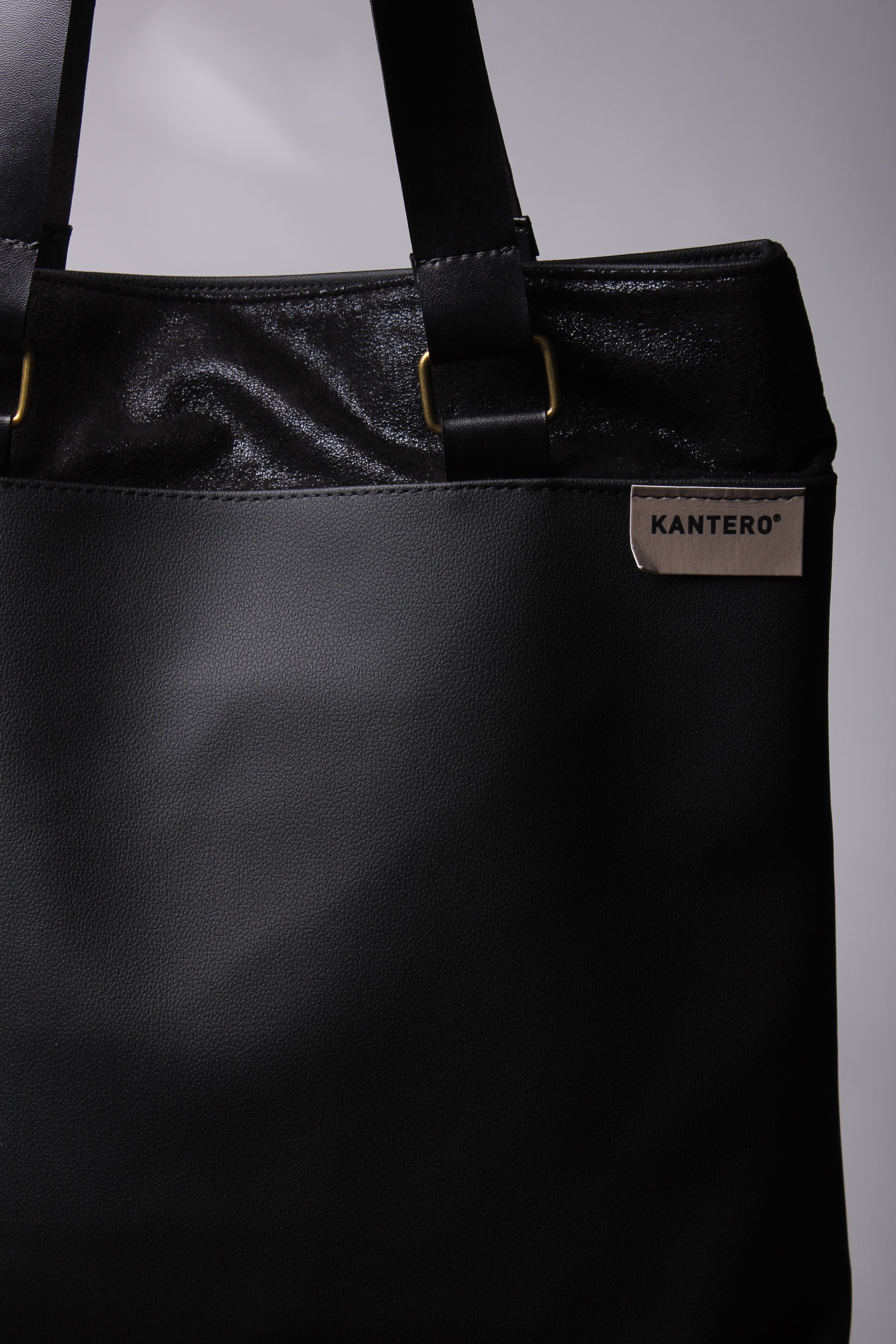 תיק כתף שחור נצנצים ושחור