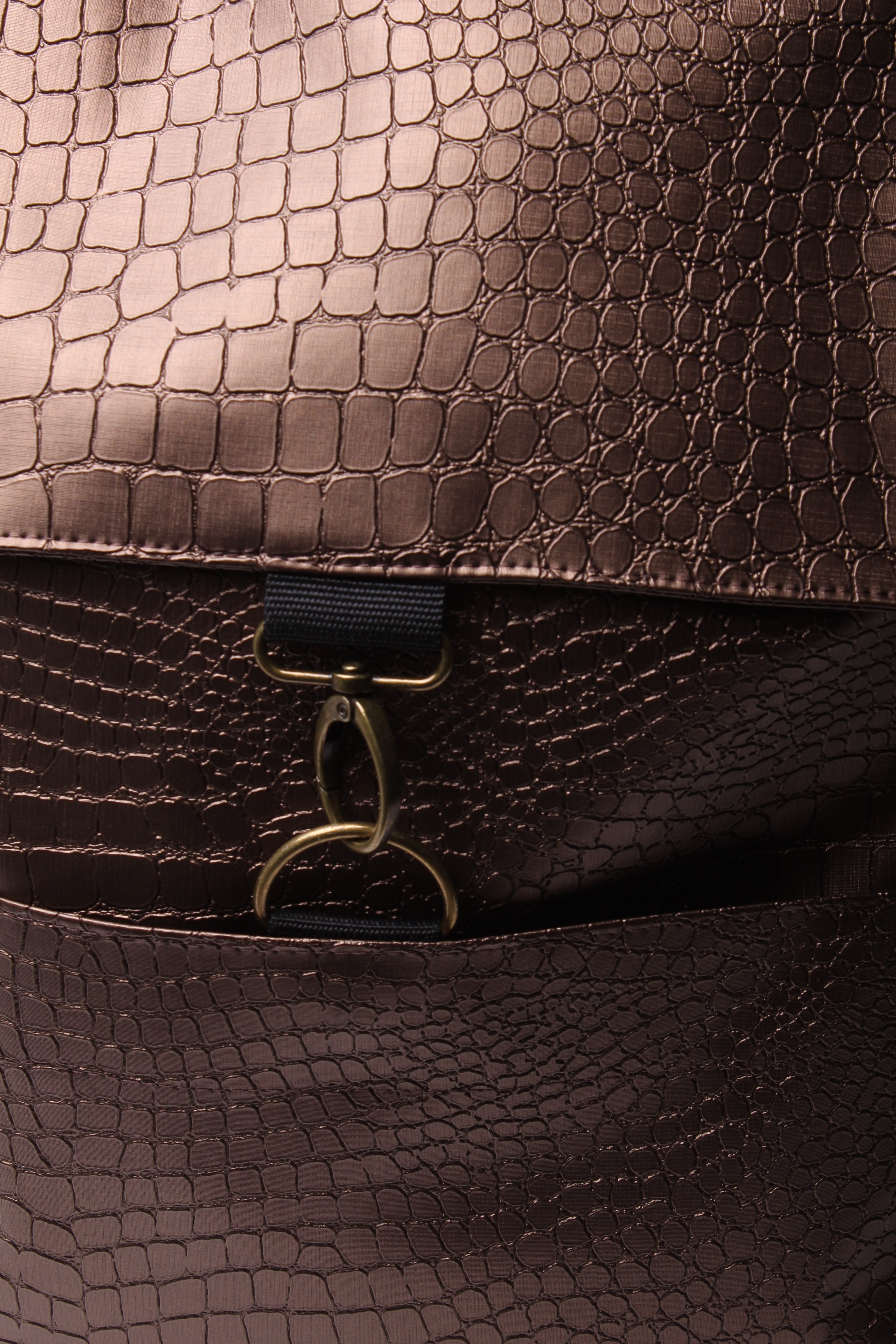 תיק גב אקספרט פלוס- קרוקו ברונזה