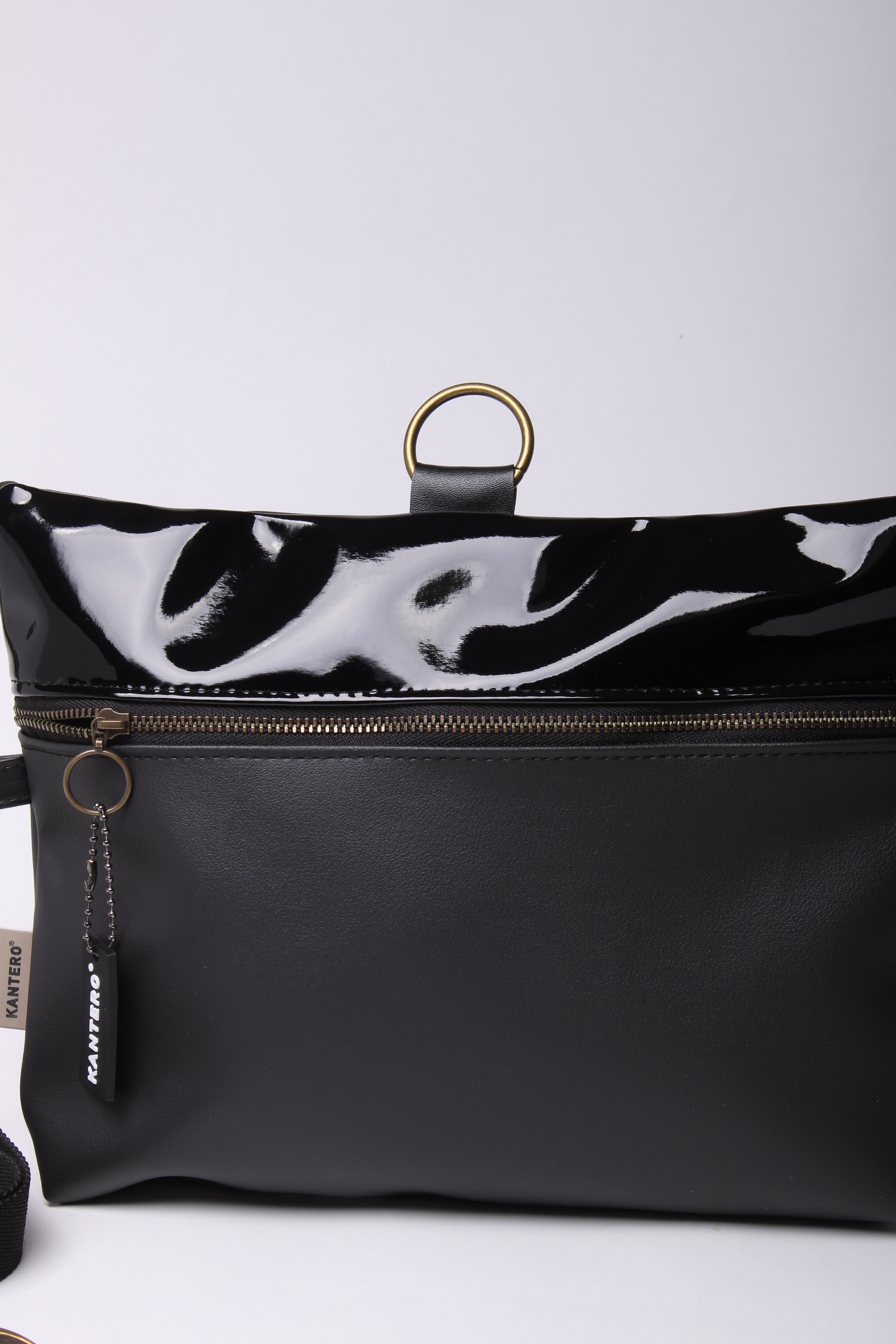 4 ב-1 שחור לקה ושחור