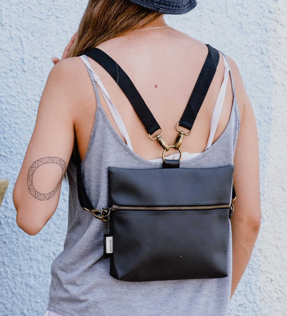 מיני 4 ב-1 שחור מט