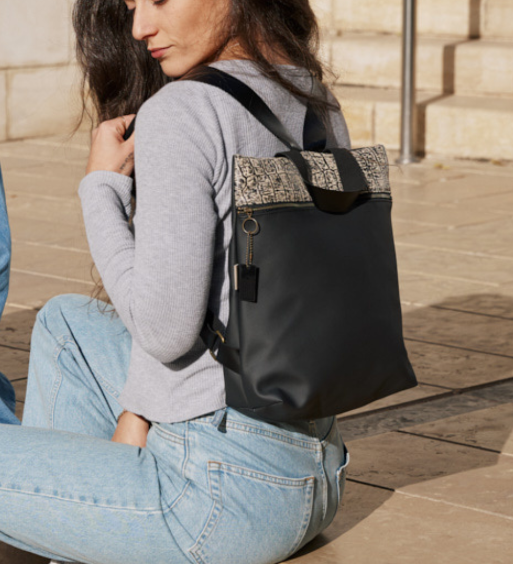 מיני מלבן הדפס תנין ושחור