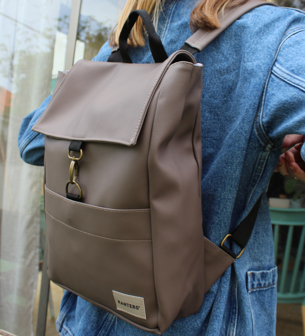 תיק גב אקספרט- חום בהיר