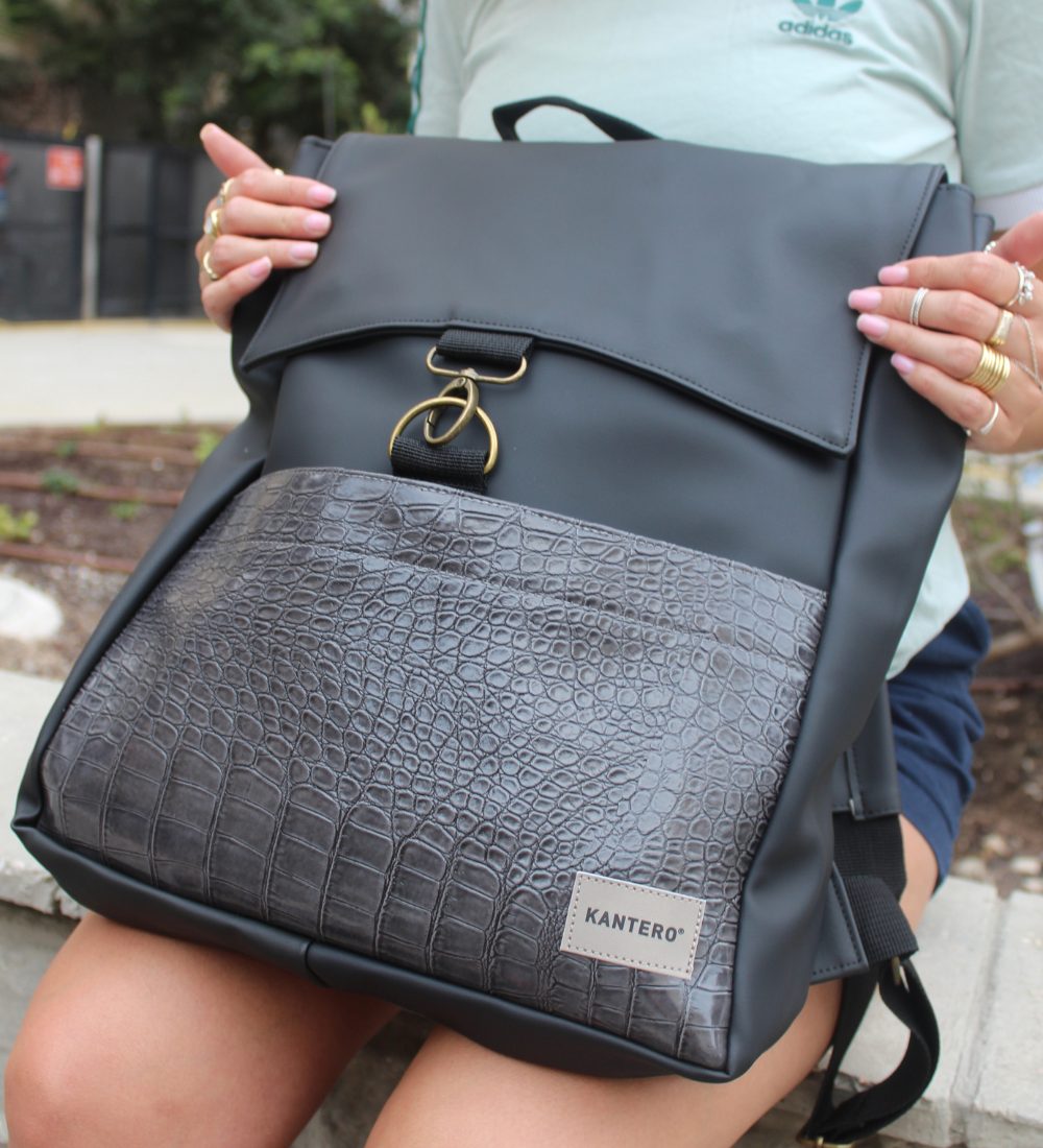 תיק גב אקספרט פלוס- קרוקו אפור ושחור