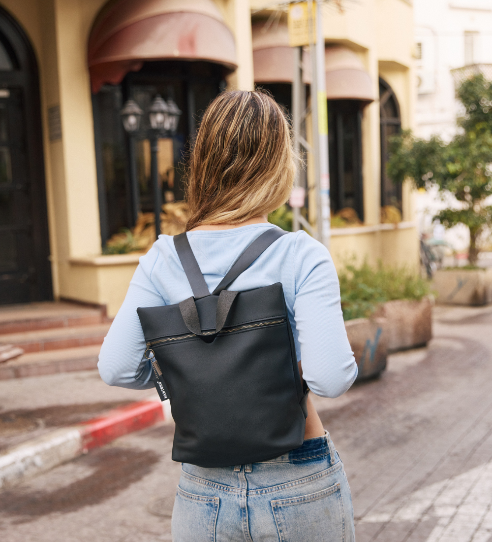 מיני מלבן שחור מט