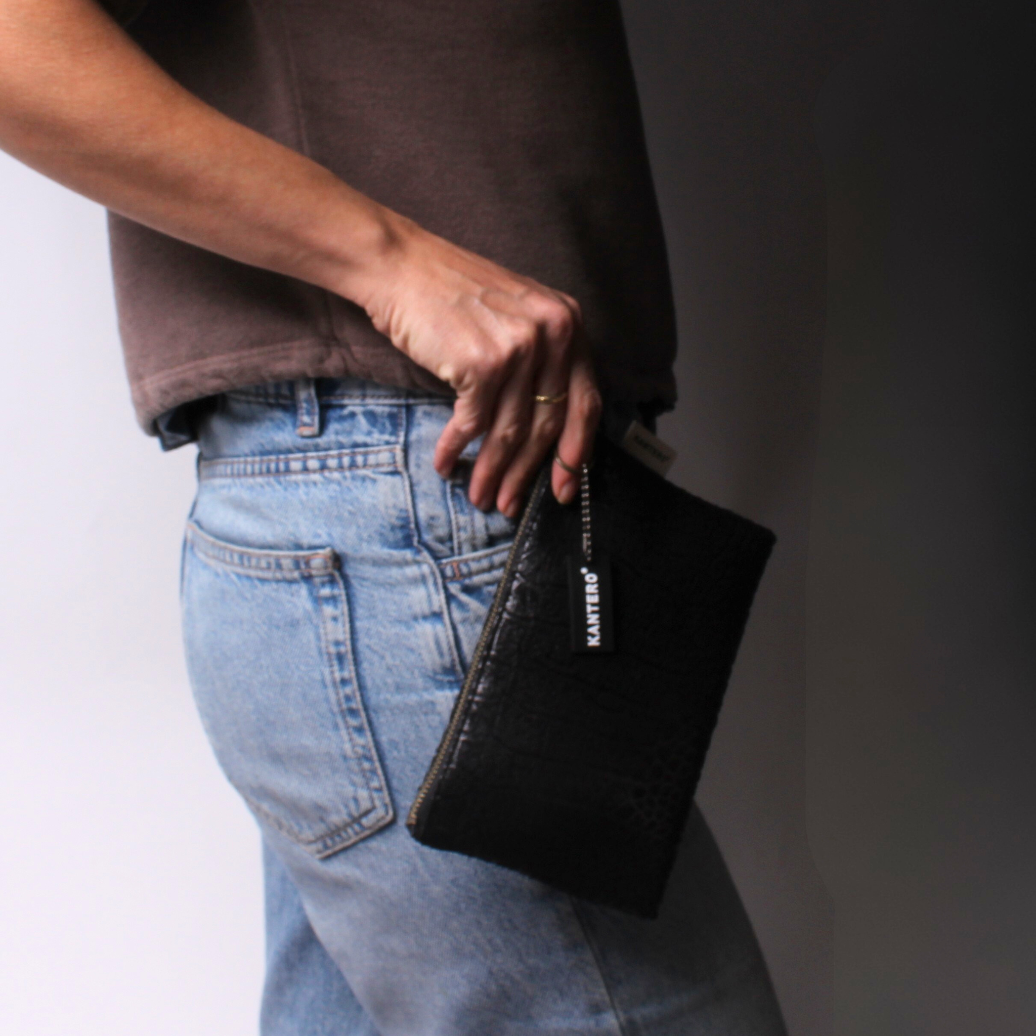 קלאץ' בינוני תנין שחור