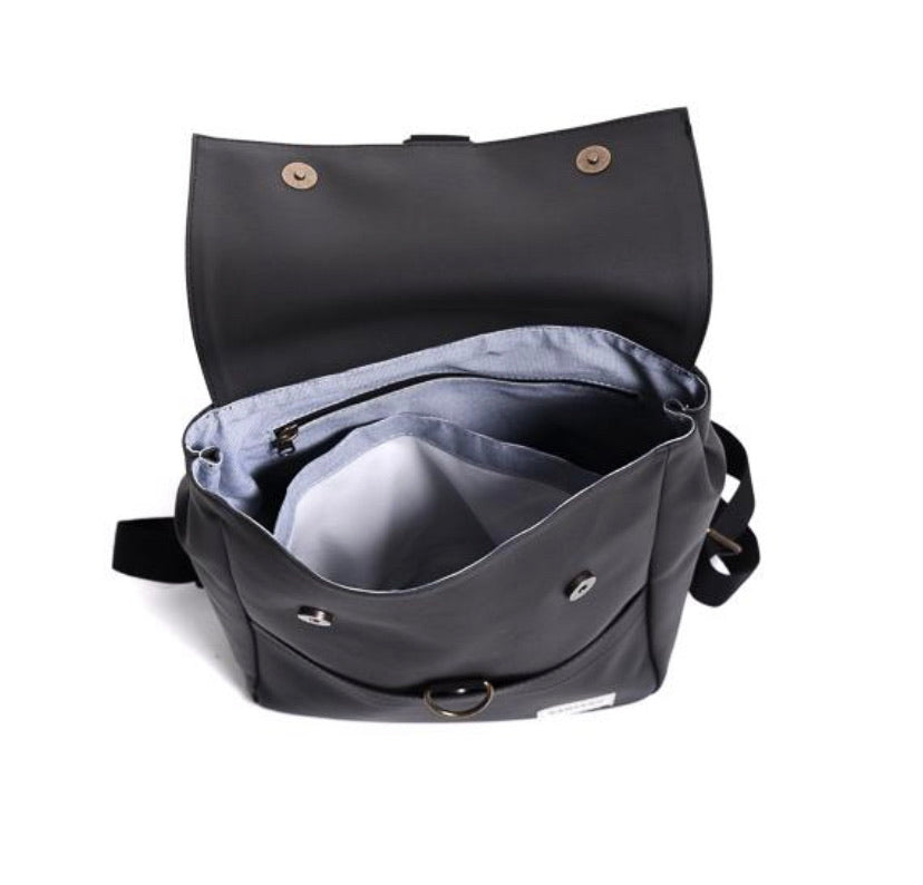 תיק גב אקספרט- תנין שחור ושחור