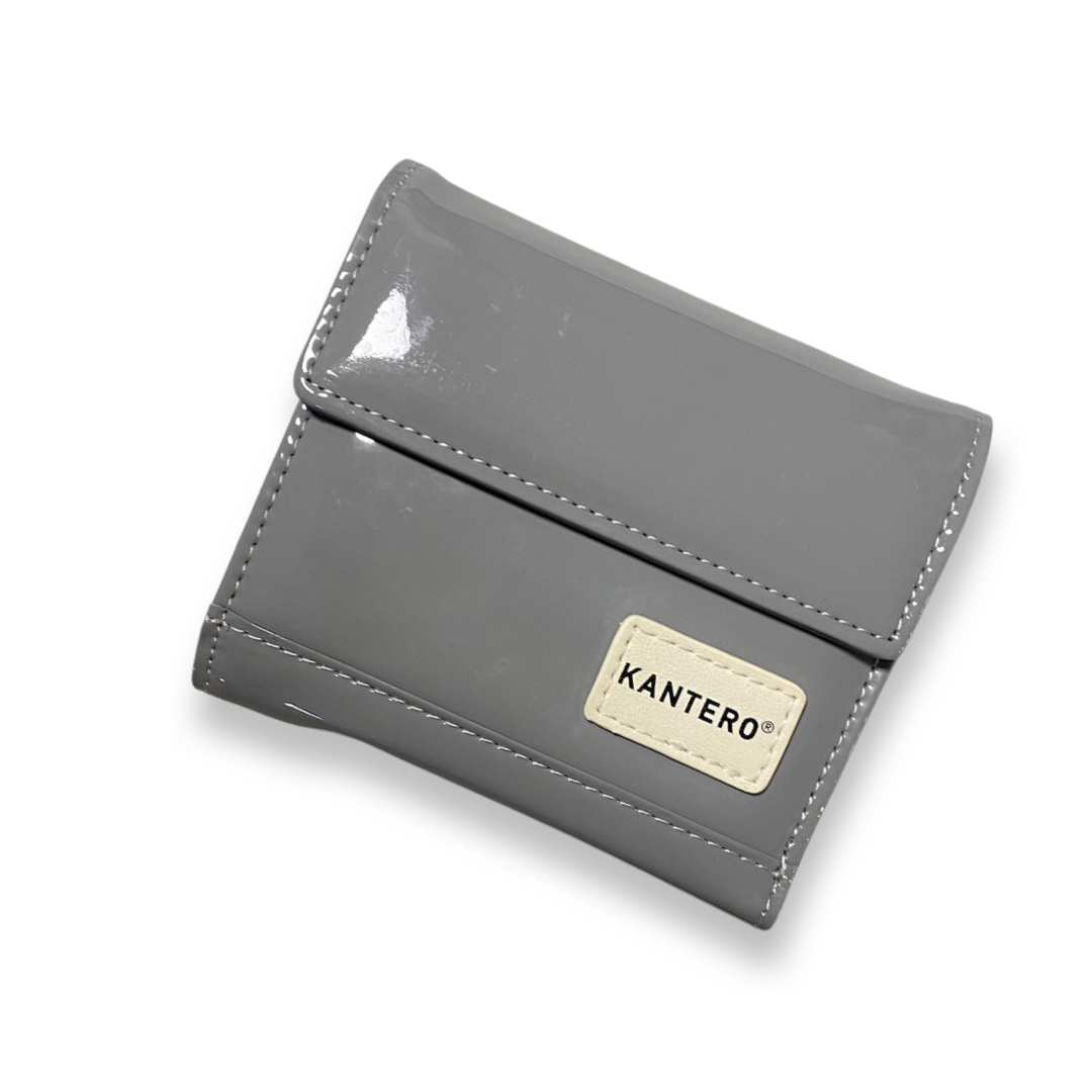 ארנק קטן אפור בהיר לקה