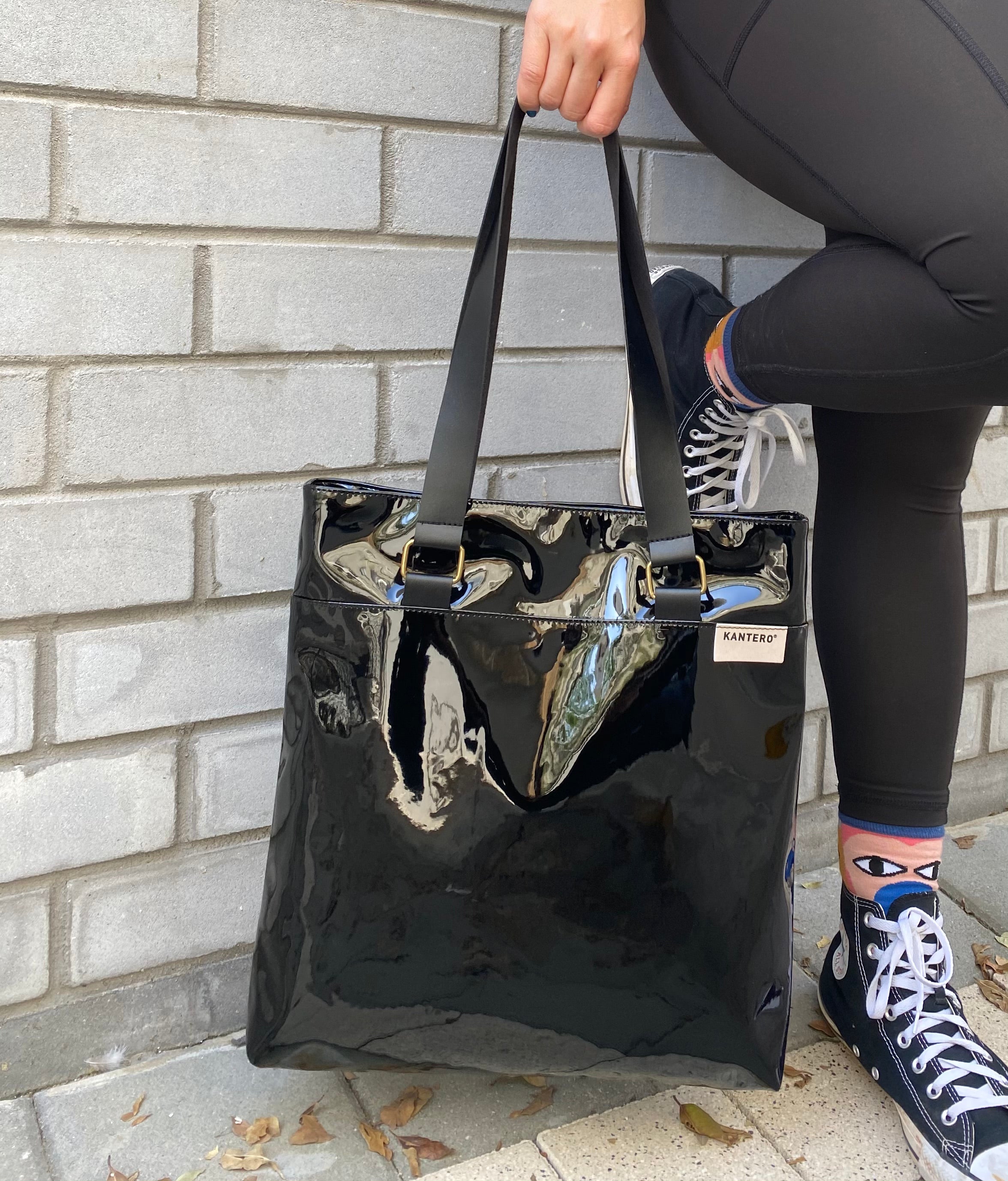 תיק כתף שחור לקה