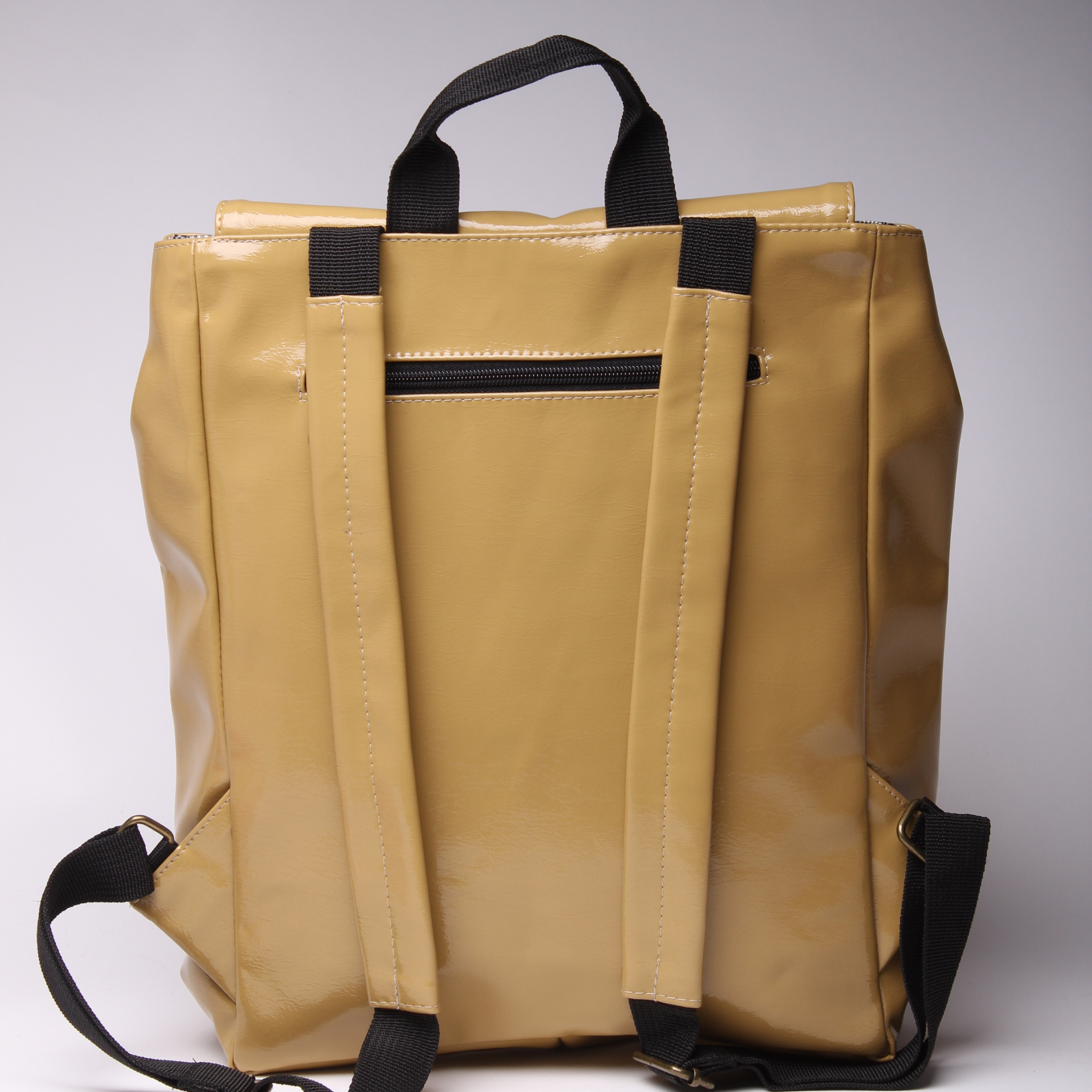 תיק גב אקספרט- חרדל לקה