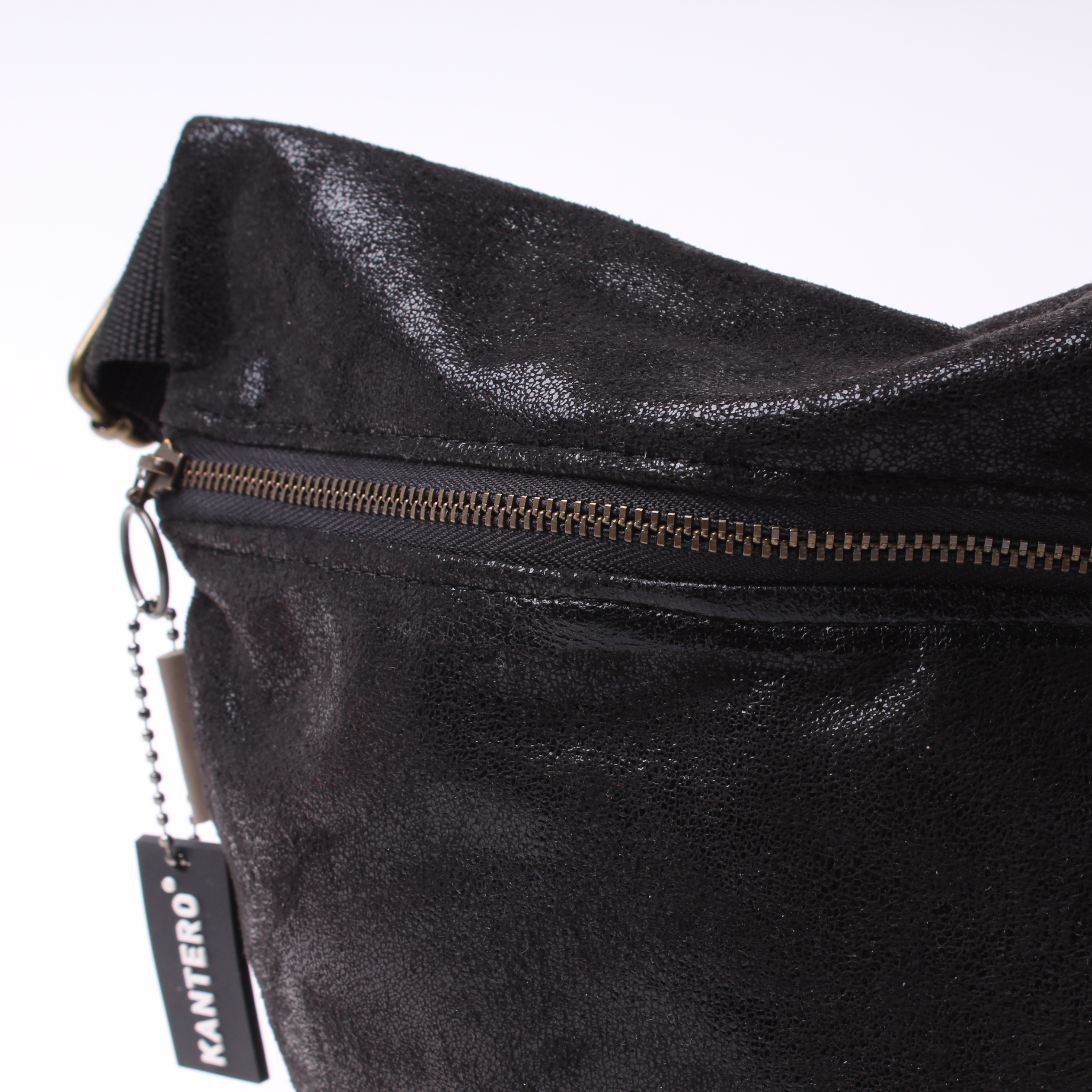 פאוץ' מרובע שחור נצנצים