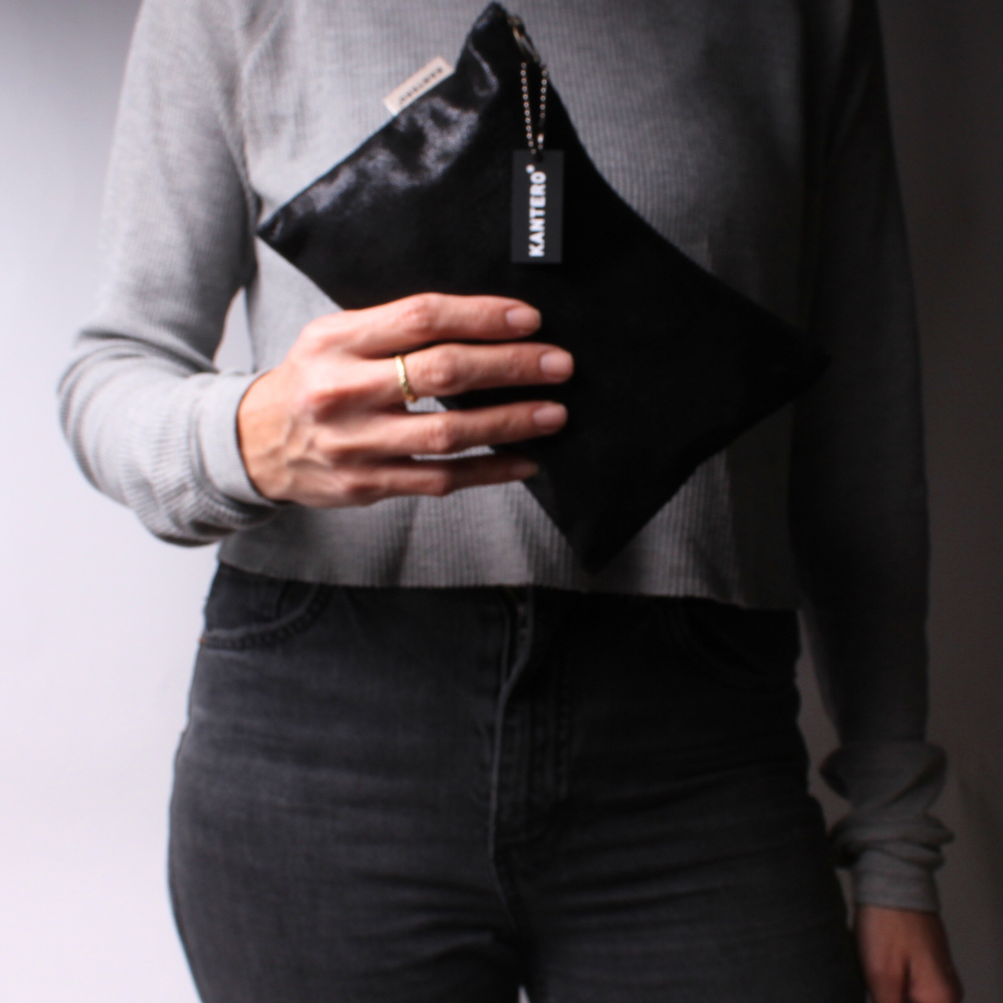 קלאץ' גדול שחור נצנצים