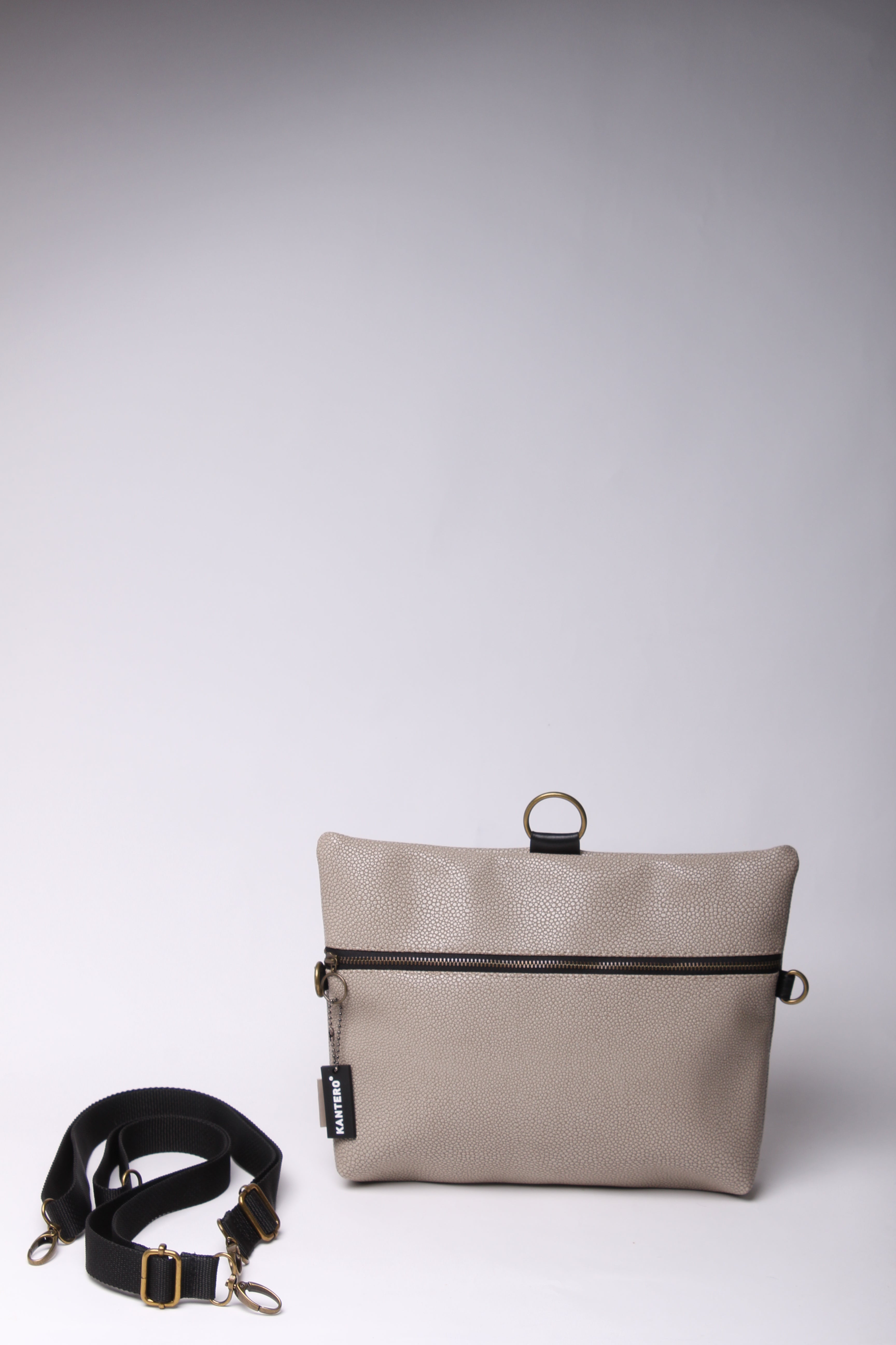 4 ב1 בז' נקודות