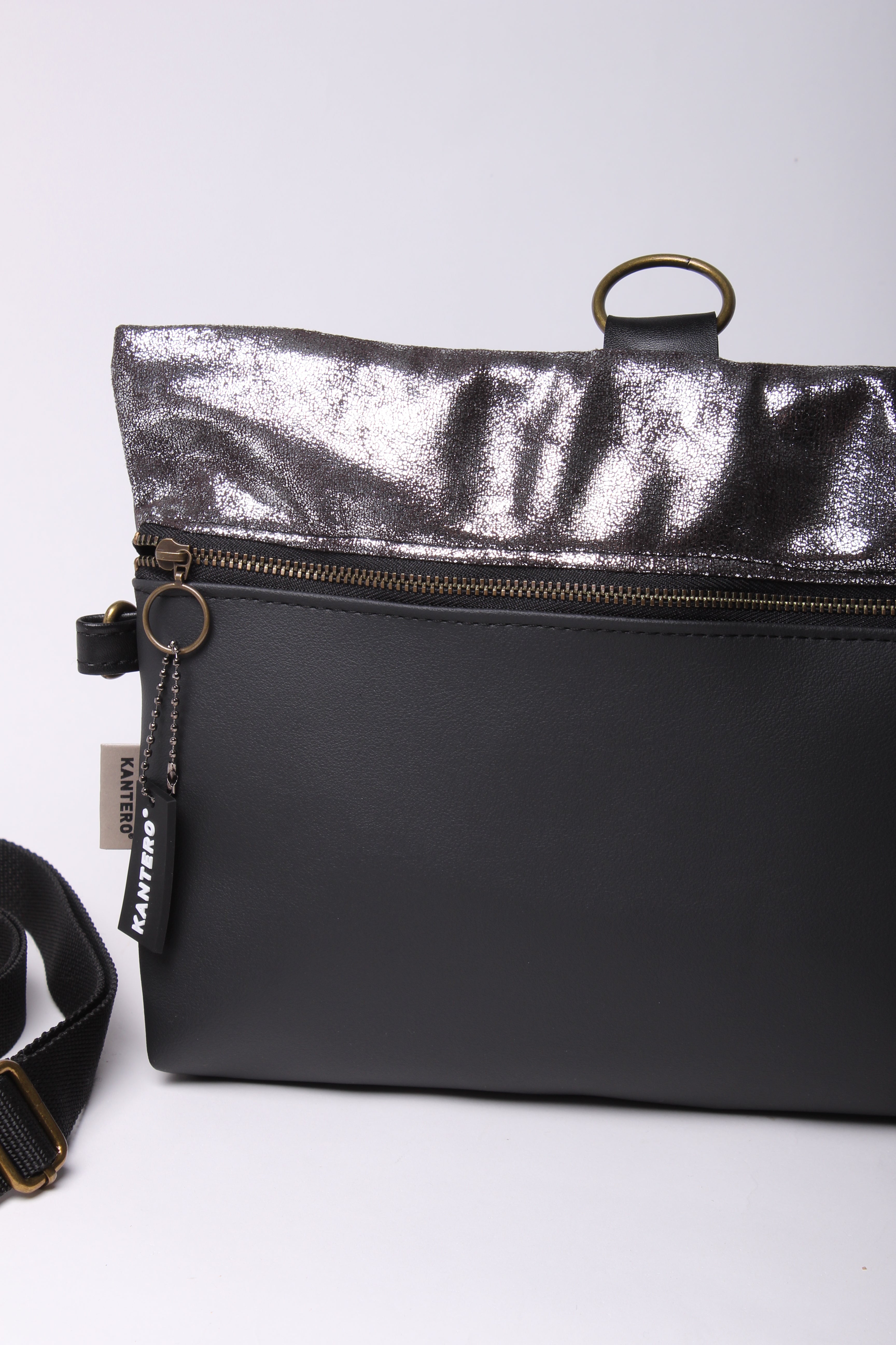 4 ב-1  כסוף משופשף ושחור