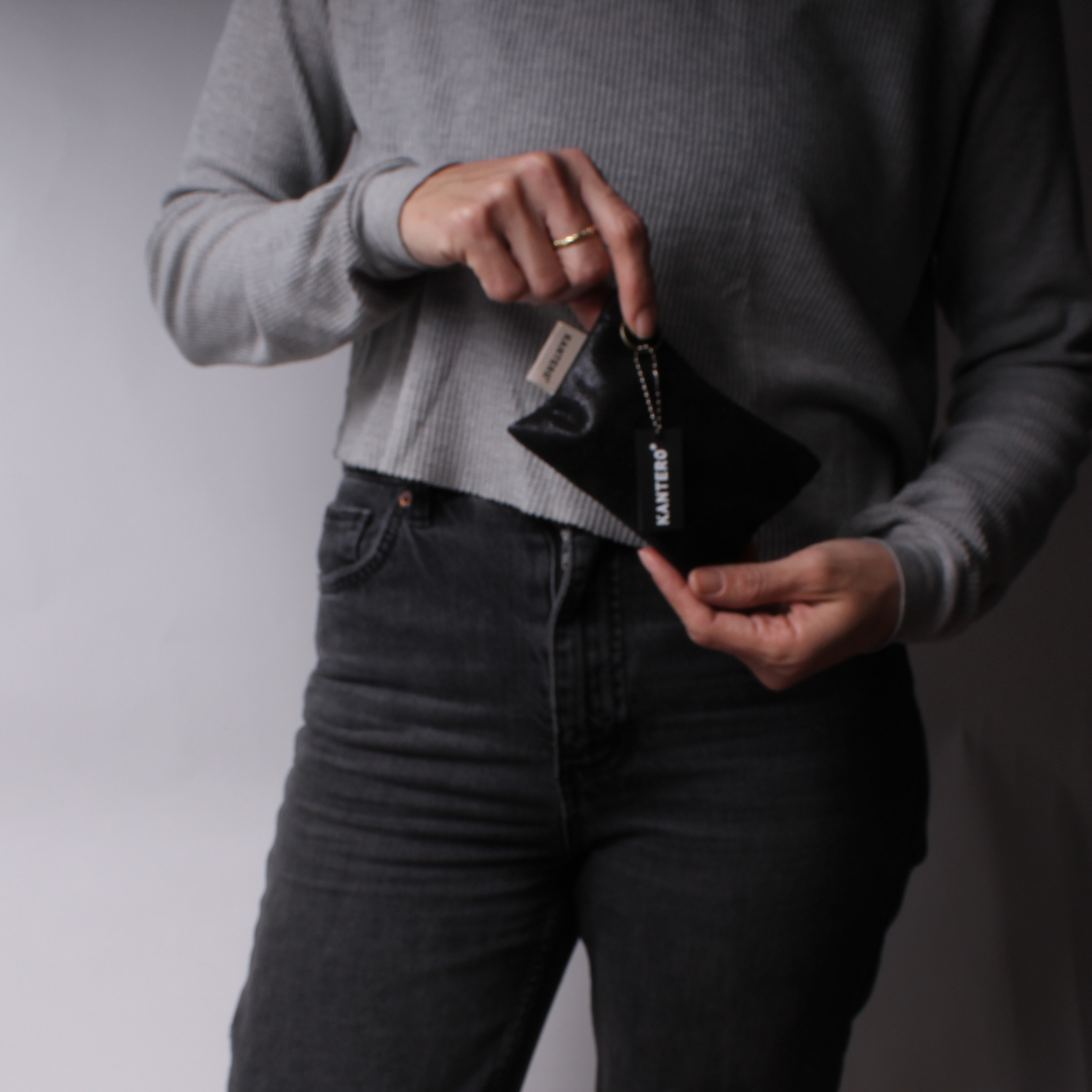 קלאץ' סופר קטן שחור נצנצים