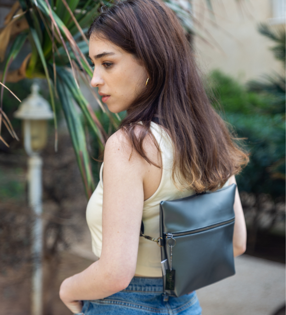 מיני 4 ב-1 כסוף בטקסטורת פסים דקים