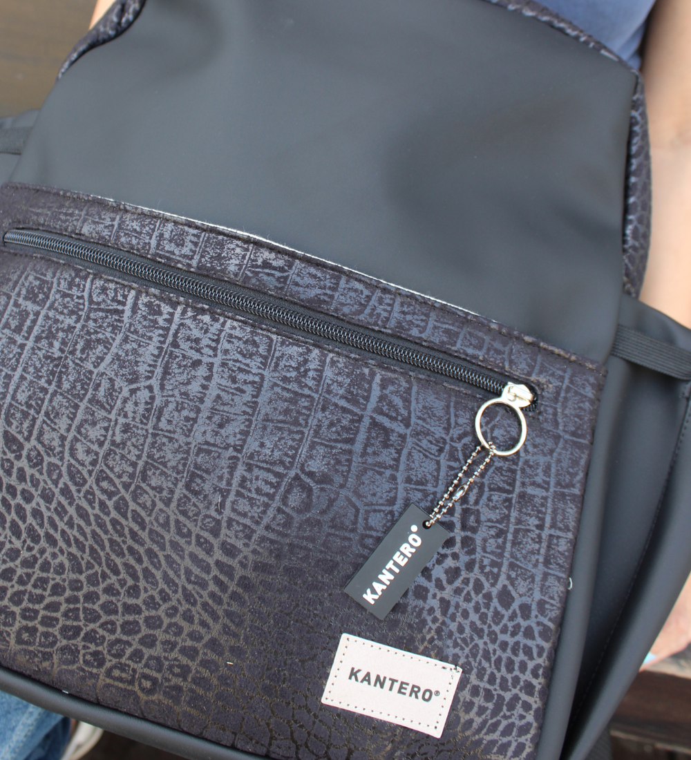 בייביבום הדפס תנין שחור ושחור