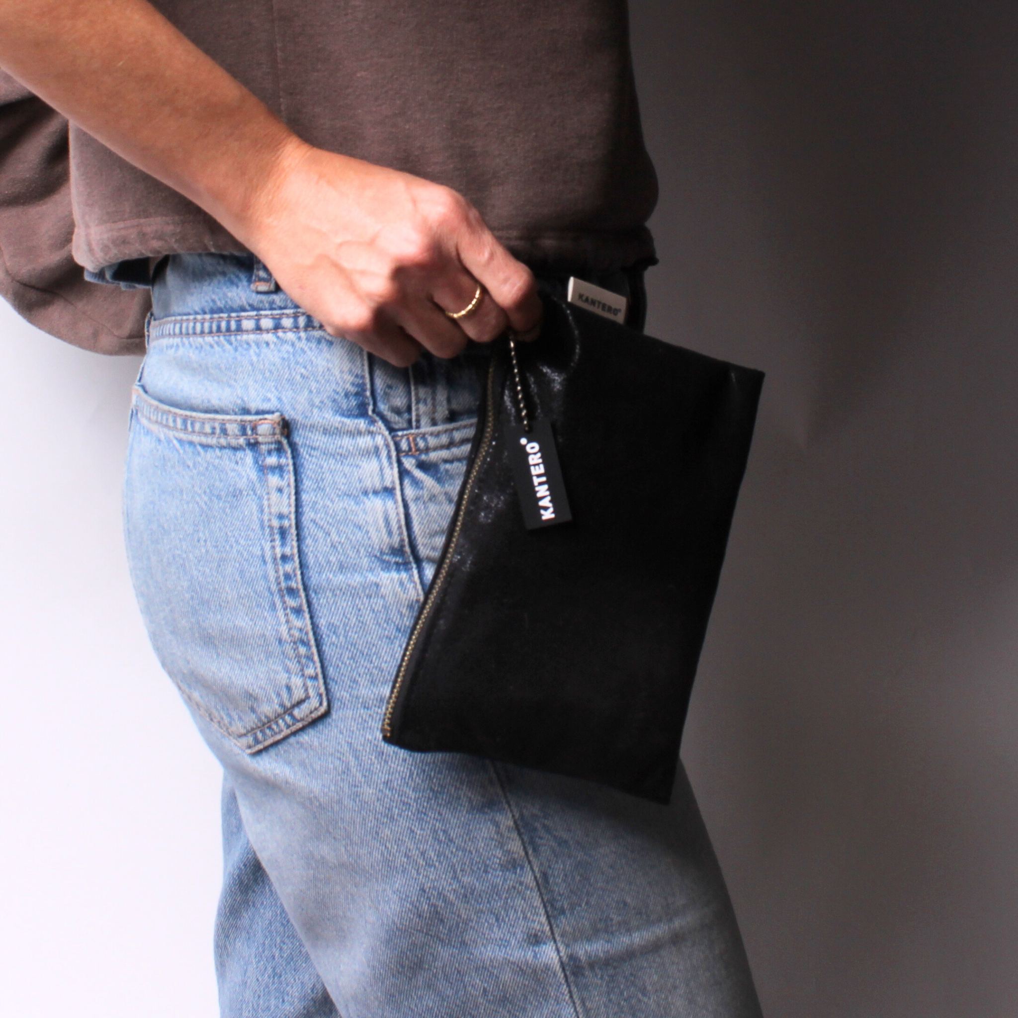 קלאץ' בינוני שחור נצנצים