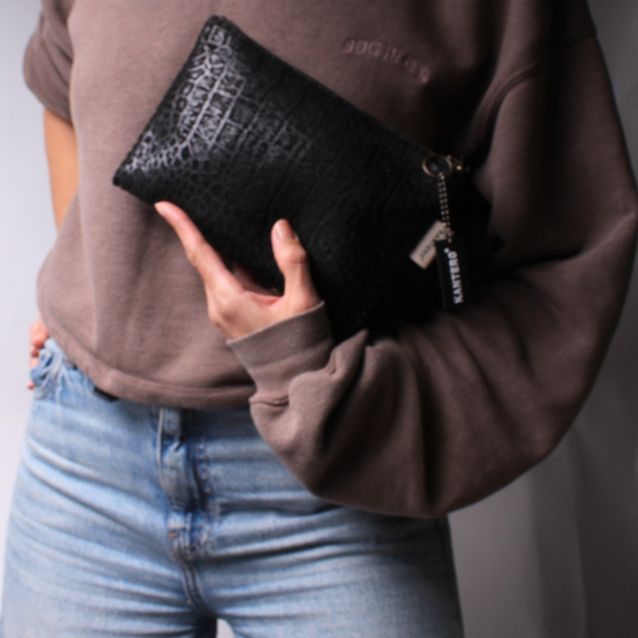 קלאץ' בינוני תנין שחור