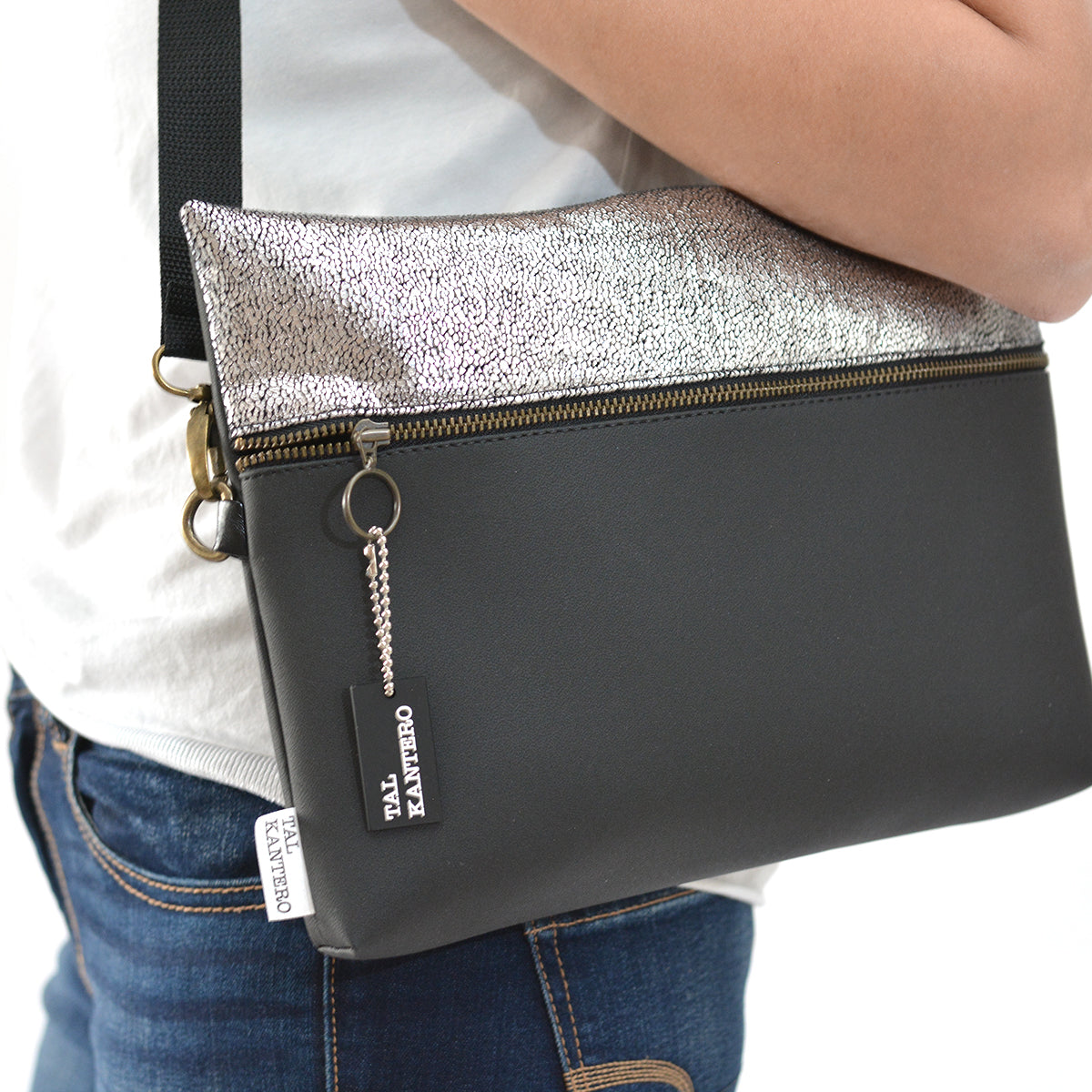 4 ב-1 נצנצים כסוף כהה ושחור